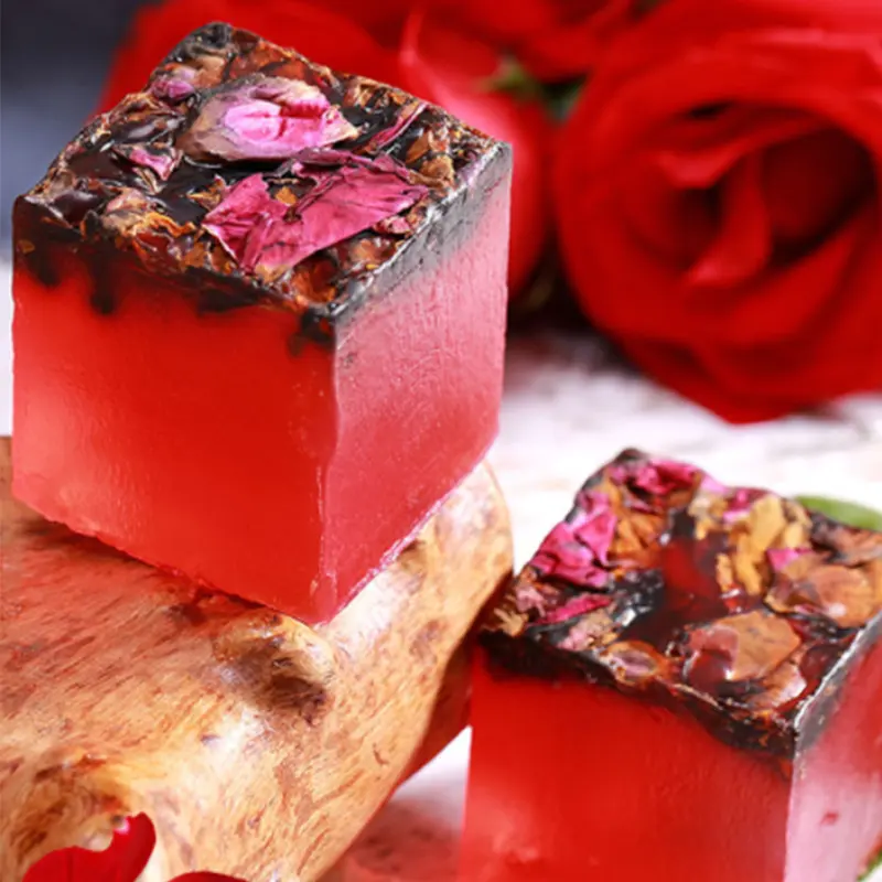 مواد صابون و آرایشی